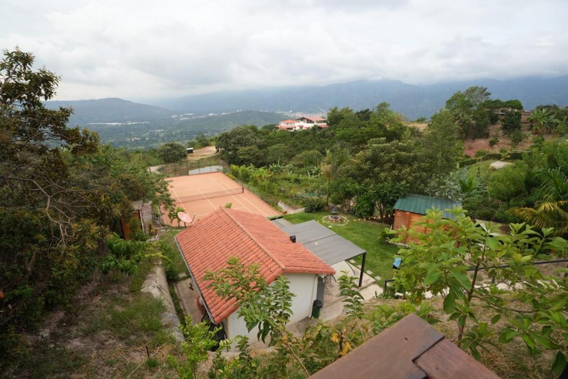 De La Loma *